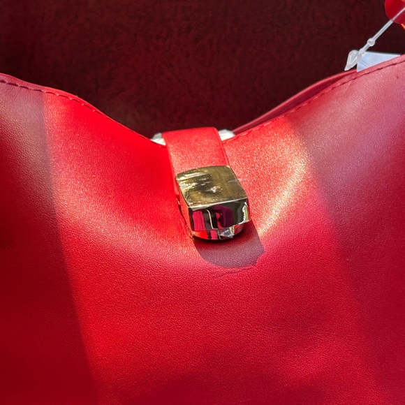 Red Hot Mini Bucket Bag New With Tags Crossbody Red Smooth Leather Look - Picture 8 of 16